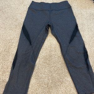 Beyond Yoga Capri Leggings